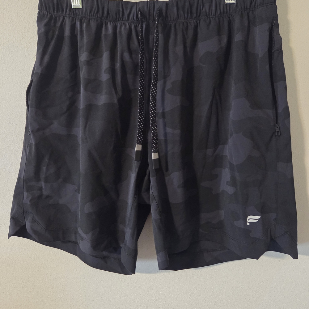 Mens Fabletics The 7" One Shorts
